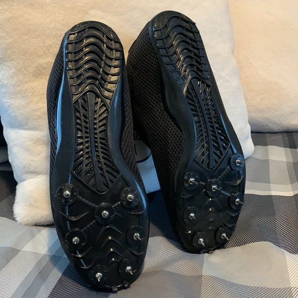 TrackSTAR Men’s Size 11 Cleats w/ Socks and Replacement Spikes - Picture 3 of 9